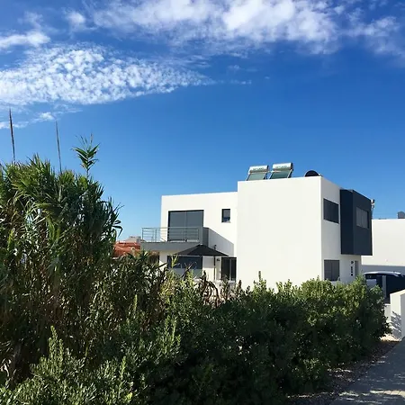 Super Luxury Villa With A Private Pool And Game Room, About 400 M From The Ocean Вилла